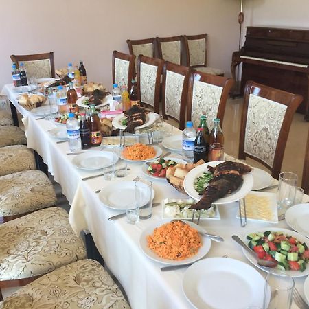 Diligence Hotel & Restaurant Dilijan Bagian luar foto