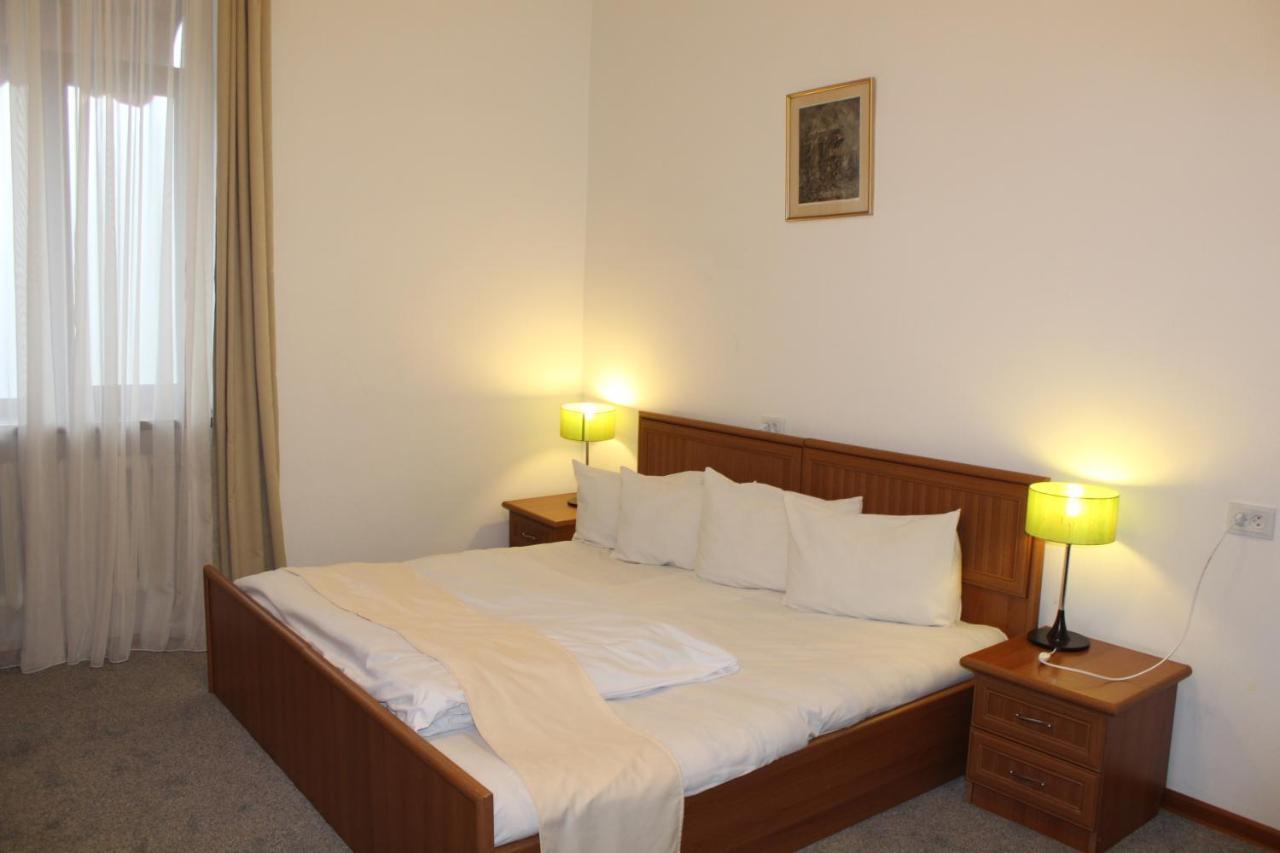Diligence Hotel & Restaurant Dilijan Bagian luar foto