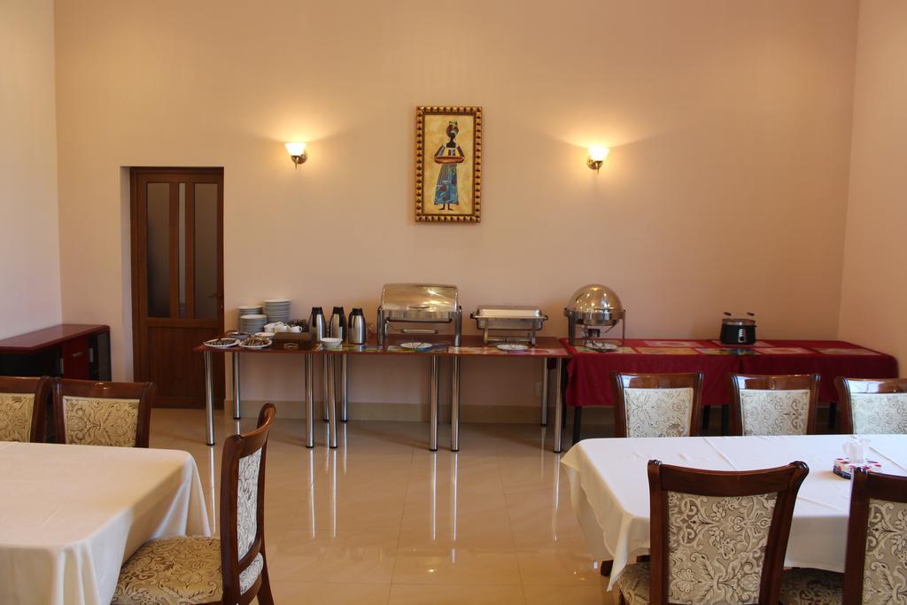 Diligence Hotel & Restaurant Dilijan Bagian luar foto